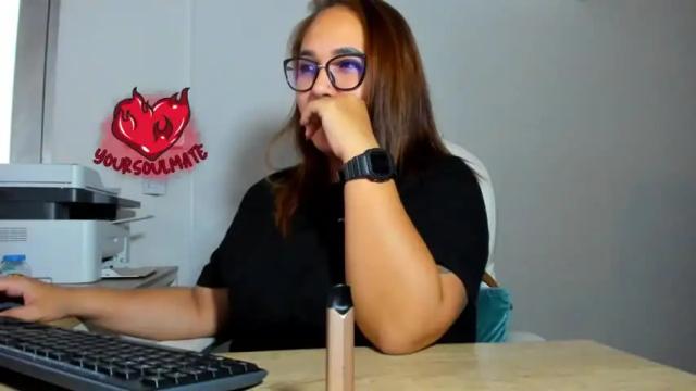 Image 10 of yoursoul_mate Stream on Chaturbate on 20 months ago