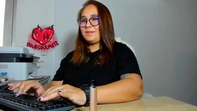 Image 11 of yoursoul_mate Stream on Chaturbate on 20 months ago