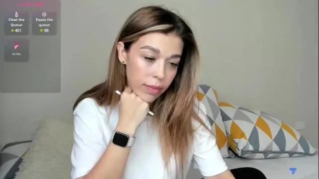 Image 4 of yoursoul_mila Stream on Chaturbate on 2 months ago