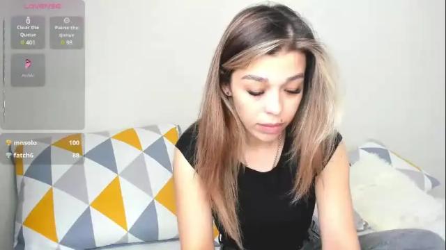 Image 7 of yoursoul_mila Stream on Chaturbate on 1 month ago