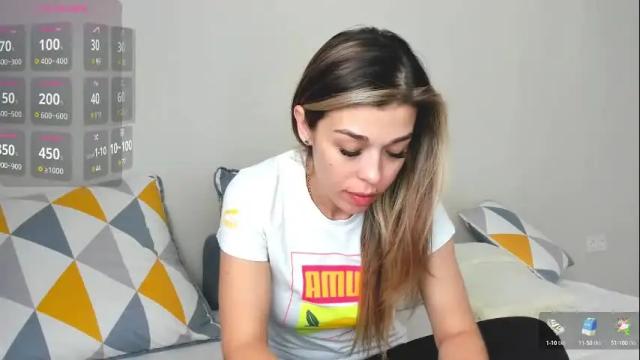 Image 2 of yoursoul_mila Stream on Chaturbate on 1 month ago