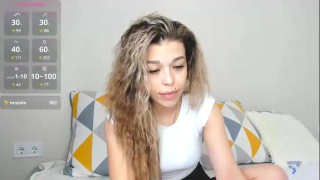 Image 7 of yoursoul_mila Stream on Chaturbate on 18 days ago