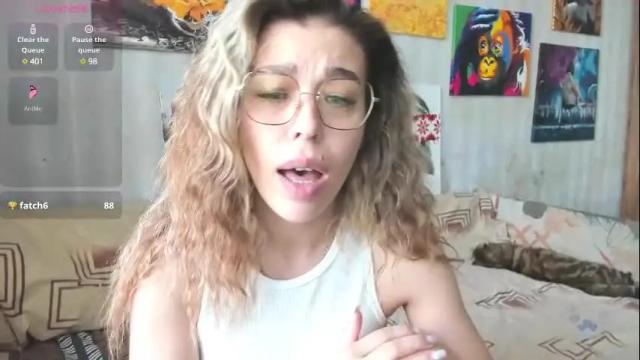 Image 2 of yoursoul_mila Stream on Chaturbate on 17 days ago