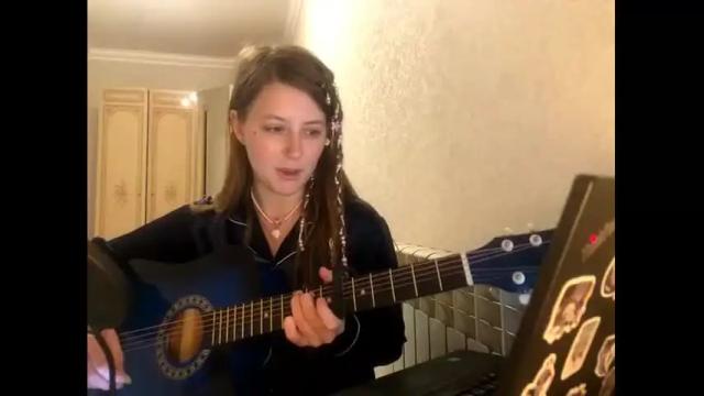 Image 2 of yourstoryteller Stream on Chaturbate on 16 months ago