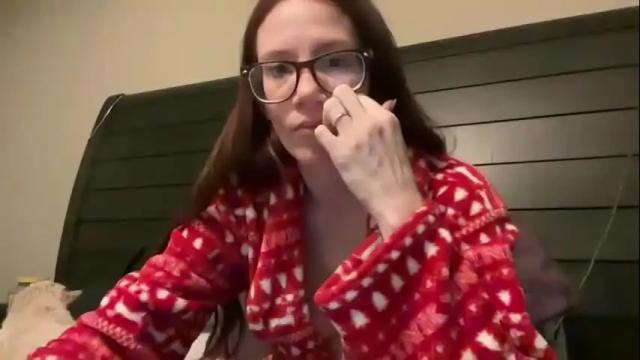 Image 10 of yourstrulylivy Stream on Chaturbate on 2 months ago