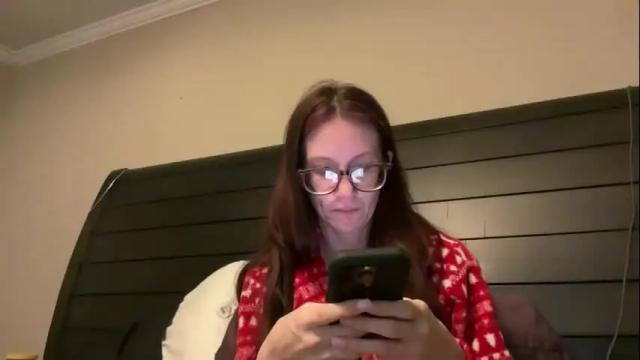 Image 6 of yourstrulylivy Stream on Chaturbate on 2 months ago
