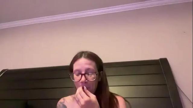 Image 3 of yourstrulylivy Stream on Chaturbate on 1 month ago