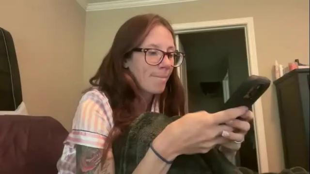 Image 2 of yourstrulylivy Stream on Chaturbate on 27 days ago
