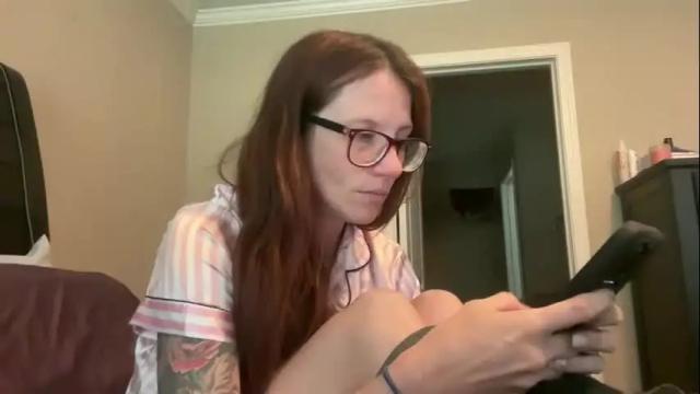 Image 7 of yourstrulylivy Stream on Chaturbate on 27 days ago