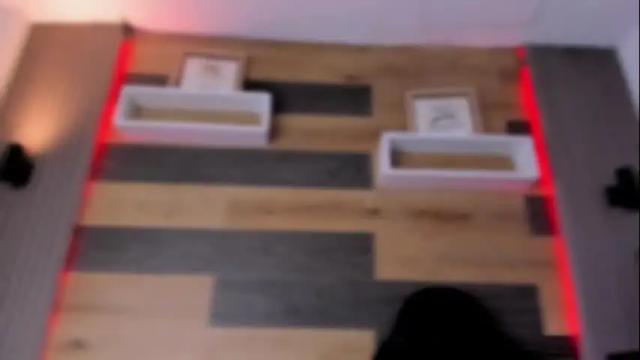 Image 4 of yoursweet_mia Stream on Chaturbate on 1 month ago
