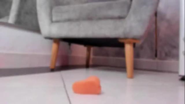 Image 2 of yoursweet_mia Stream on Chaturbate on 1 month ago
