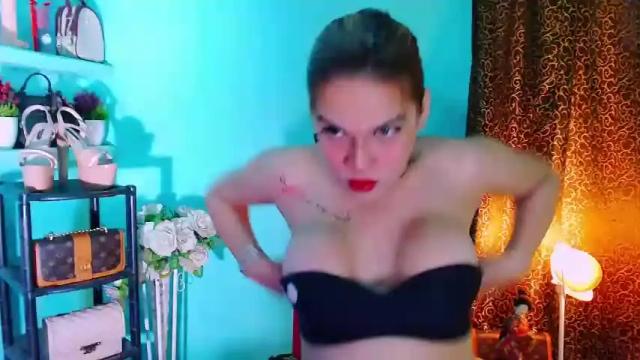 Image 3 of yoursweetangelxxx Stream on Chaturbate on 18 months ago