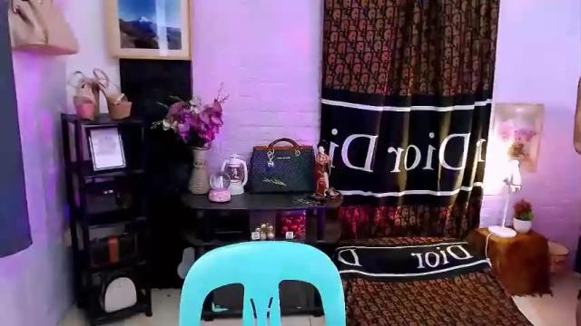 Image 10 of yoursweetangelxxx Stream on Chaturbate on 16 months ago