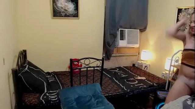 Image 2 of yoursweetangelxxx Stream on Chaturbate on 2 months ago