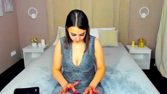 Image 10 of yoursweetgretta Stream on Chaturbate on 13 months ago