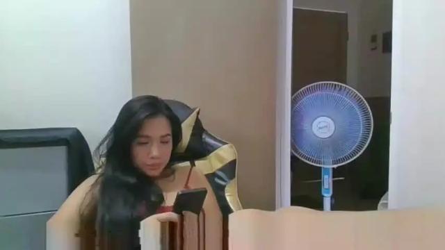 Image 11 of yoursweetkae18 Stream on Chaturbate on 16 months ago