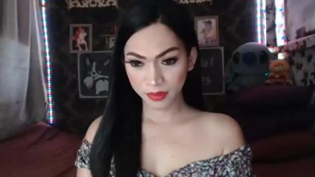 Image 7 of yourtransglams Stream on Chaturbate on 14 months ago