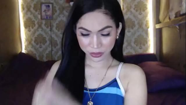 Image 4 of yourtransglams Stream on Chaturbate on 1 month ago