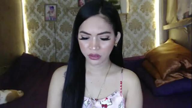 Image 3 of yourtransglams Stream on Chaturbate on 1 month ago
