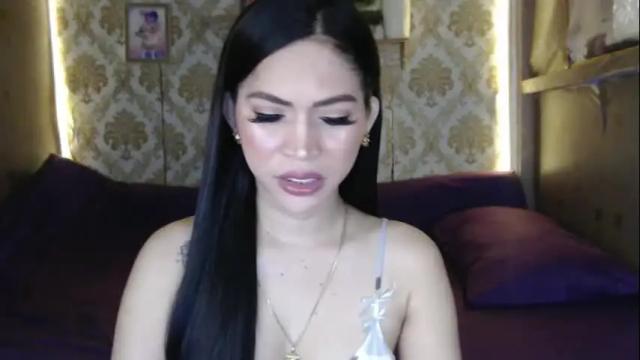 Image 7 of yourtransglams Stream on Chaturbate on 25 days ago