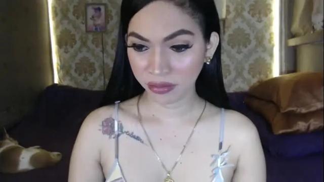 Image 10 of yourtransglams Stream on Chaturbate on 20 days ago