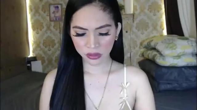 Image 4 of yourtransglams Stream on Chaturbate on 1 month ago