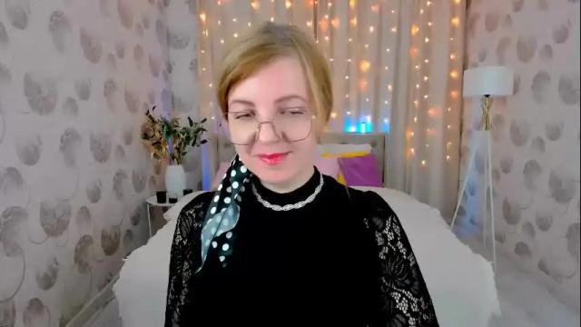 Image 2 of youruniversee Stream on Chaturbate on 1 month ago