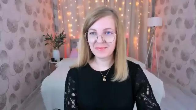 Image 3 of youruniversee Stream on Chaturbate on 1 month ago