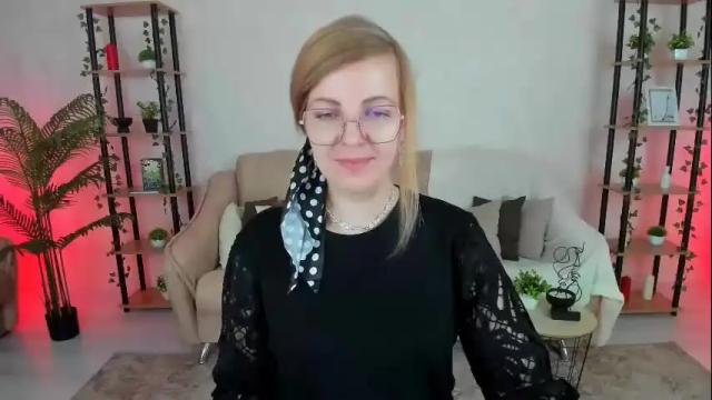 Image 7 of youruniversee Stream on Chaturbate on 5 months ago