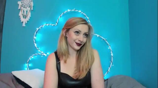 Image 3 of yourvenus00 Stream on Chaturbate on 2 months ago