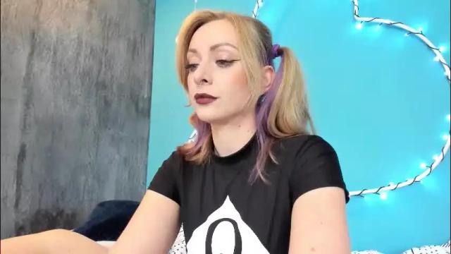 Image 2 of yourvenus00 Stream on Chaturbate on 3 months ago