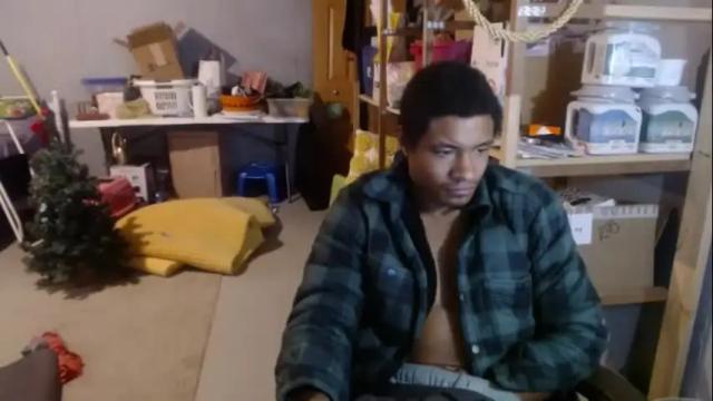Image 7 of youwillcallmedaddy Stream on Chaturbate on 17 months ago