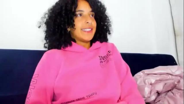 Image 12 of youwishtobeme Stream on Chaturbate on 1 month ago