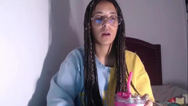 Image 4 of youwishtobeme Stream on Chaturbate on 1 month ago