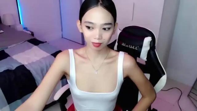 Image 2 of yowginethegreat Stream on Chaturbate on 17 months ago