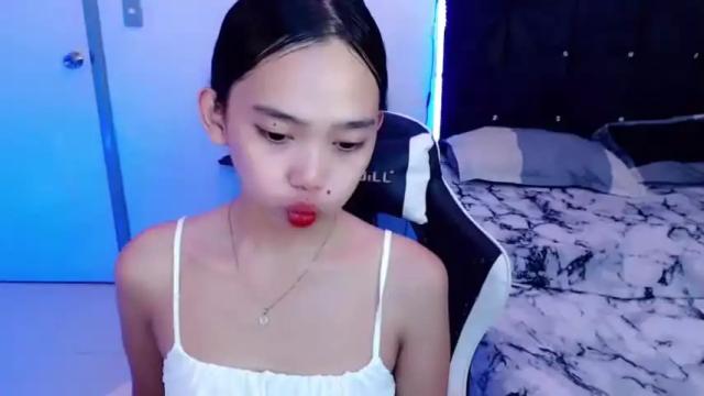 Image 4 of yowginethegreat Stream on Chaturbate on 13 months ago