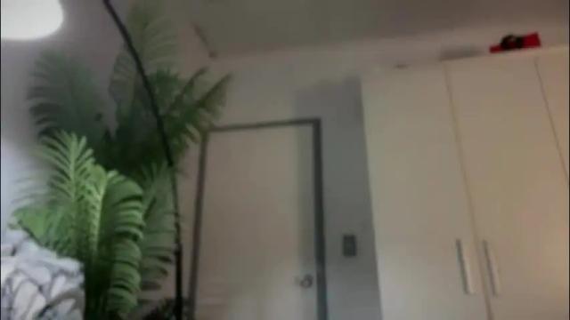 Image 7 of yowginethegreat Stream on Chaturbate on 4 months ago