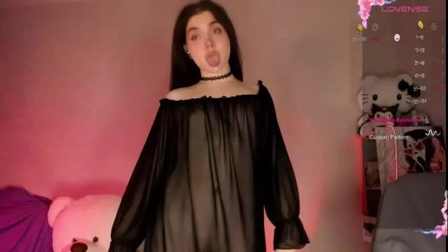 Image 11 of ysabell_viveris Stream on Chaturbate on 28 days ago