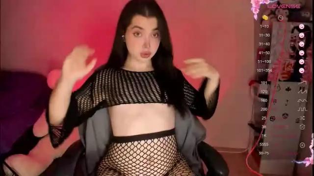 Image 4 of ysabell_viveris Stream on Chaturbate on 2 months ago