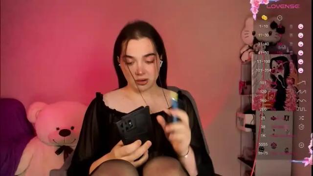 Image 3 of ysabell_viveris Stream on Chaturbate on 1 month ago