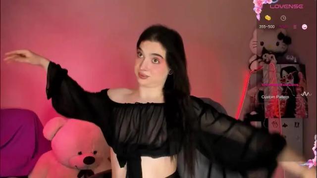 Image 10 of ysabell_viveris Stream on Chaturbate on 26 days ago