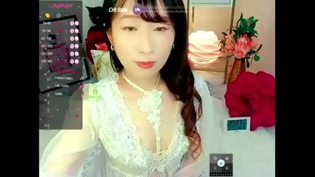 Image 12 of yukari__ Stream on Chaturbate on 15 months ago