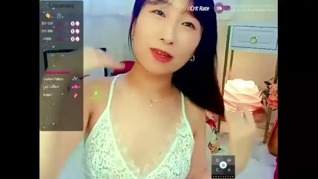 Image 10 of yukari__ Stream on Chaturbate on 15 months ago