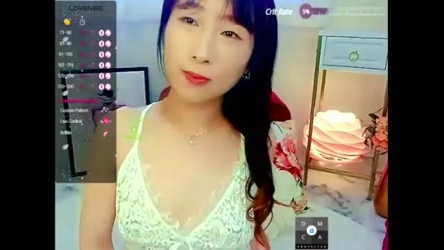 Image 8 of yukari__ Stream on Chaturbate on 15 months ago