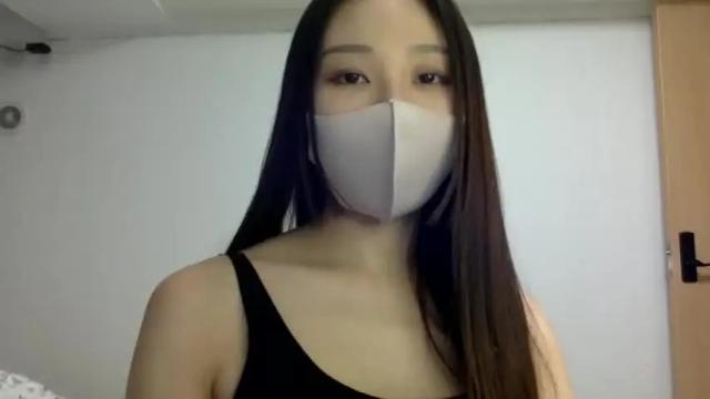 Image 12 of yukilovesjojo Stream on Chaturbate on 12 months ago