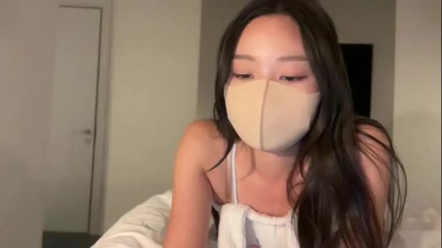 Image 3 of yukilovesjojo Stream on Chaturbate on 9 days ago