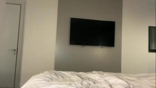 Image 7 of yukilovesjojo Stream on Chaturbate on 9 days ago