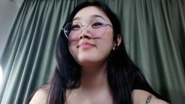 Image 12 of yukkityan Stream on Chaturbate on 12 months ago