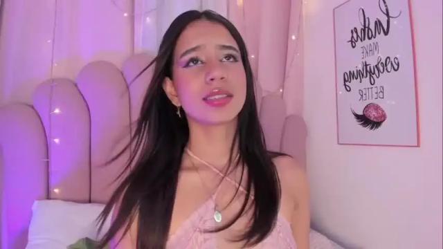 Thumbnail 1, yula_saldarriaga's Stream at Chaturbate, 14 months ago