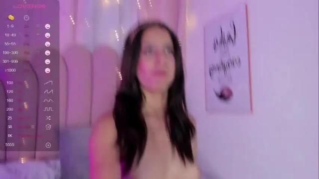 Image 7 of yula_saldarriaga Stream on Chaturbate on 14 months ago